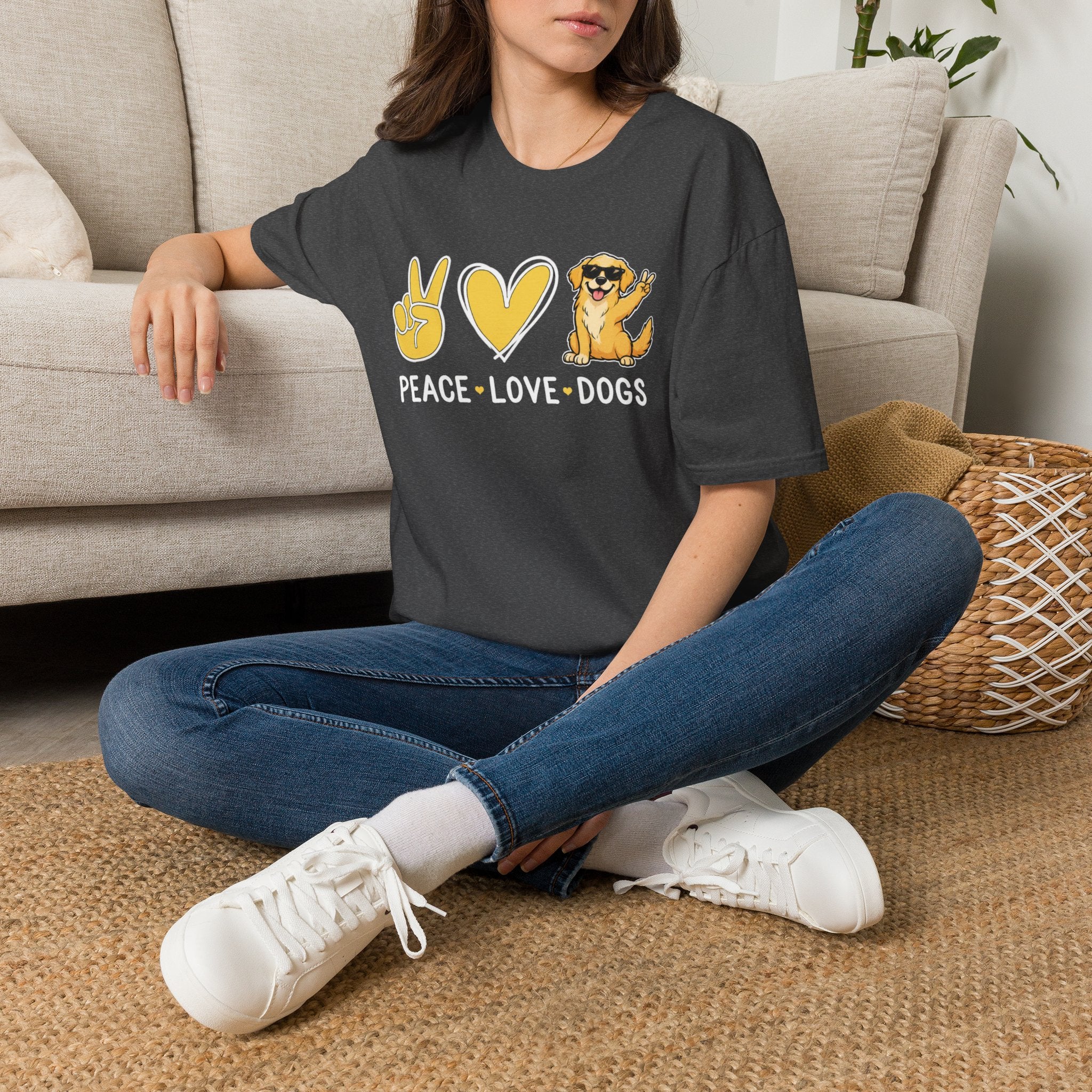 Peace Love Dogs T-Shirt – Cute Golden Retriever Graphic Tee