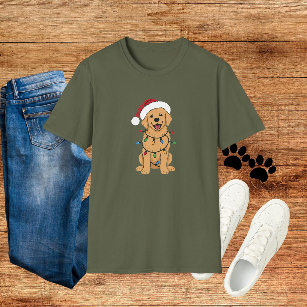 Christmas Golden Retriever T‑Shirt — Cute Dog in Santa Hat with Holiday Lights