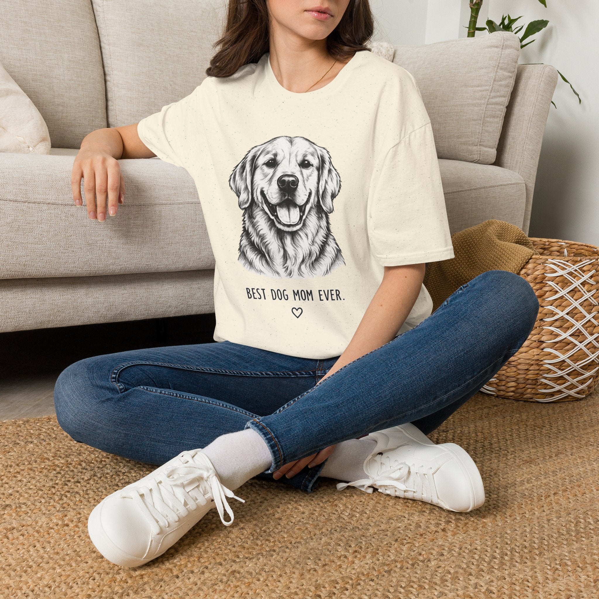 Dog Mom T‑Shirt — 'Best Dog Mom Ever' Golden Retriever Tee